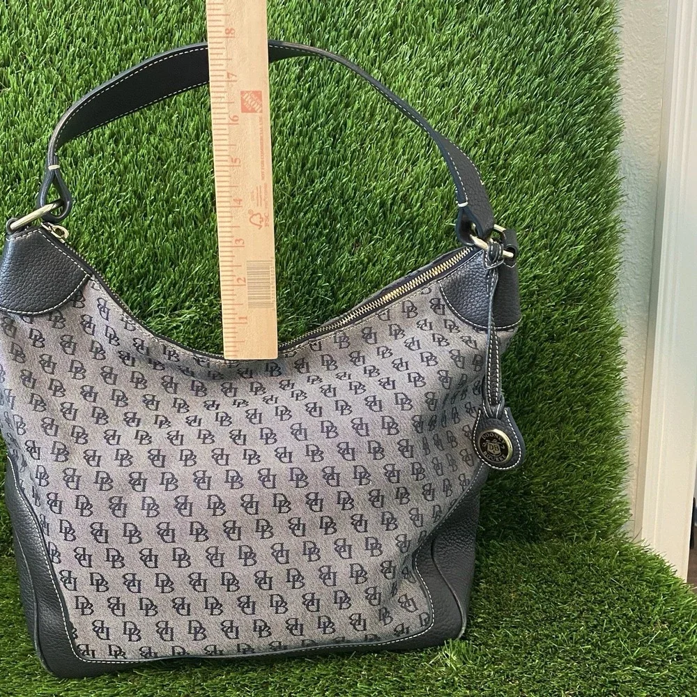 Dooney & Bourke Signature Hobo Purse Navy Logo Shoulder‎ Bag Handbag*
